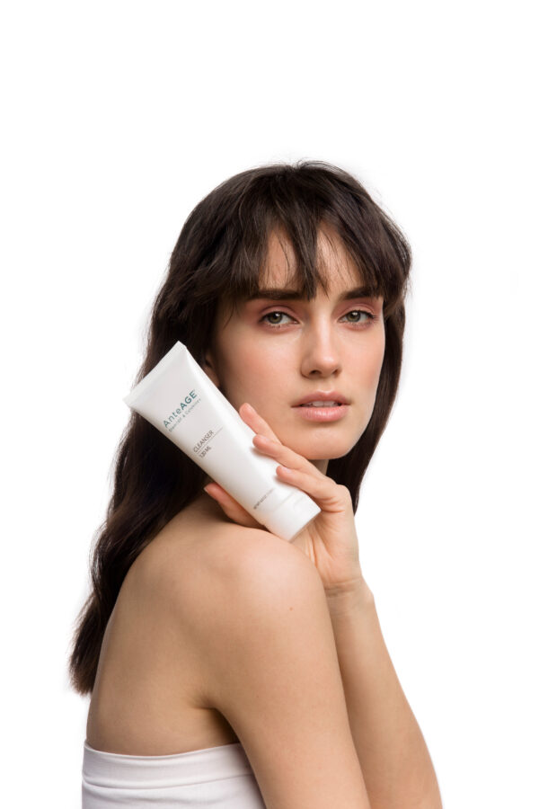 AnteAGE Cleanser - Image 3